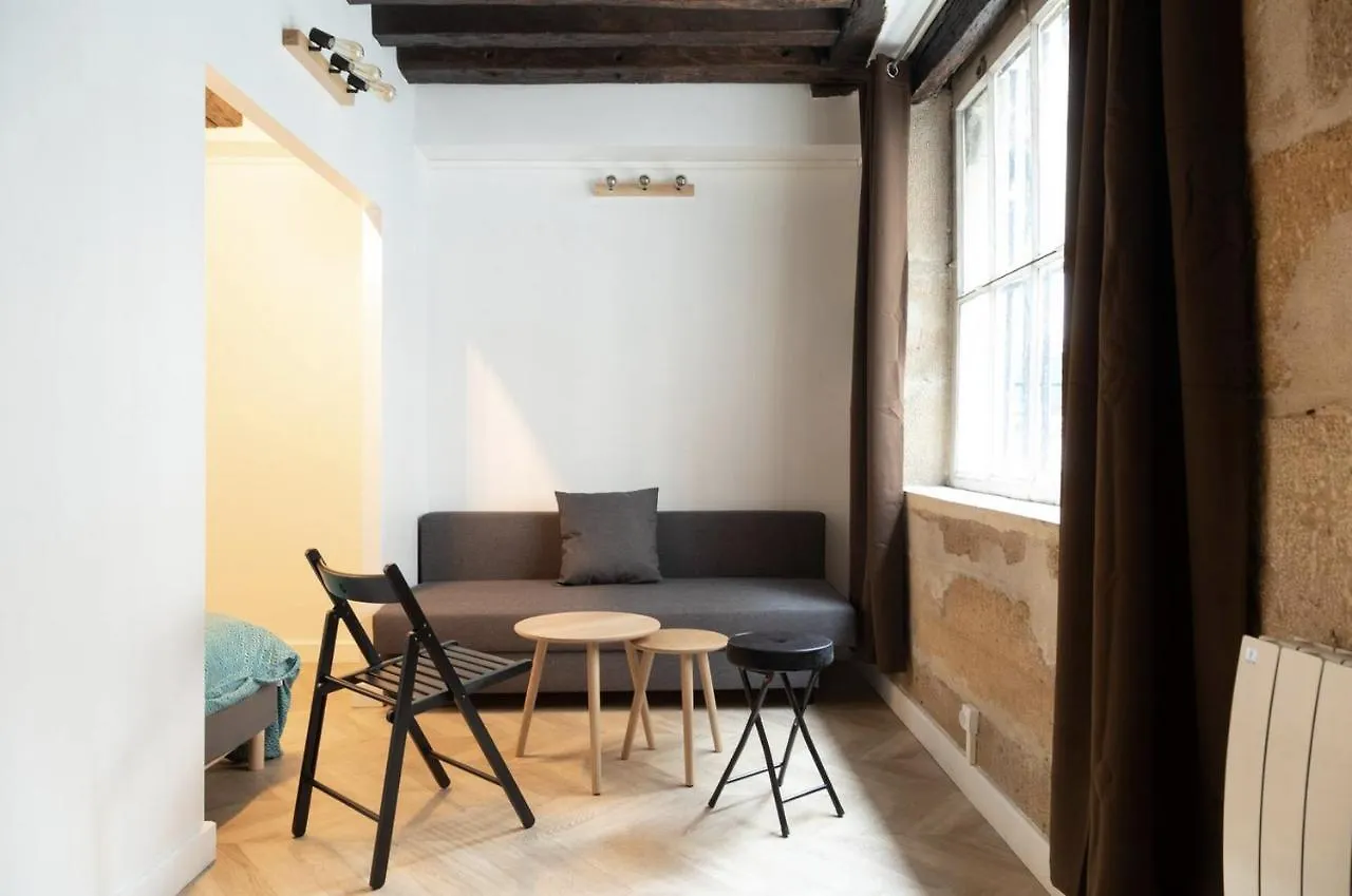 Apartment Lyonnais Center Of パリ